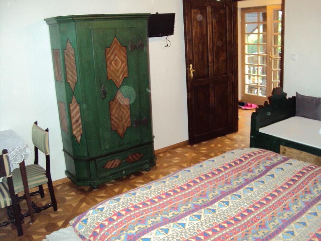 Castle Kastiel Kotesova Apartment Phòng bức ảnh