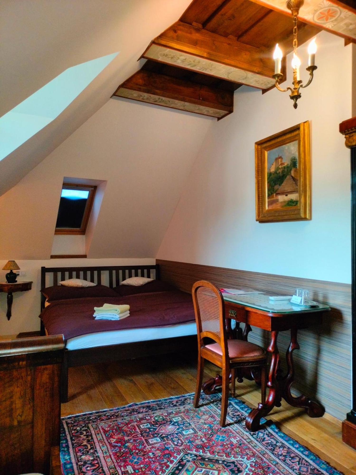 Castle Kastiel Kotesova Apartment Ngoại thất bức ảnh