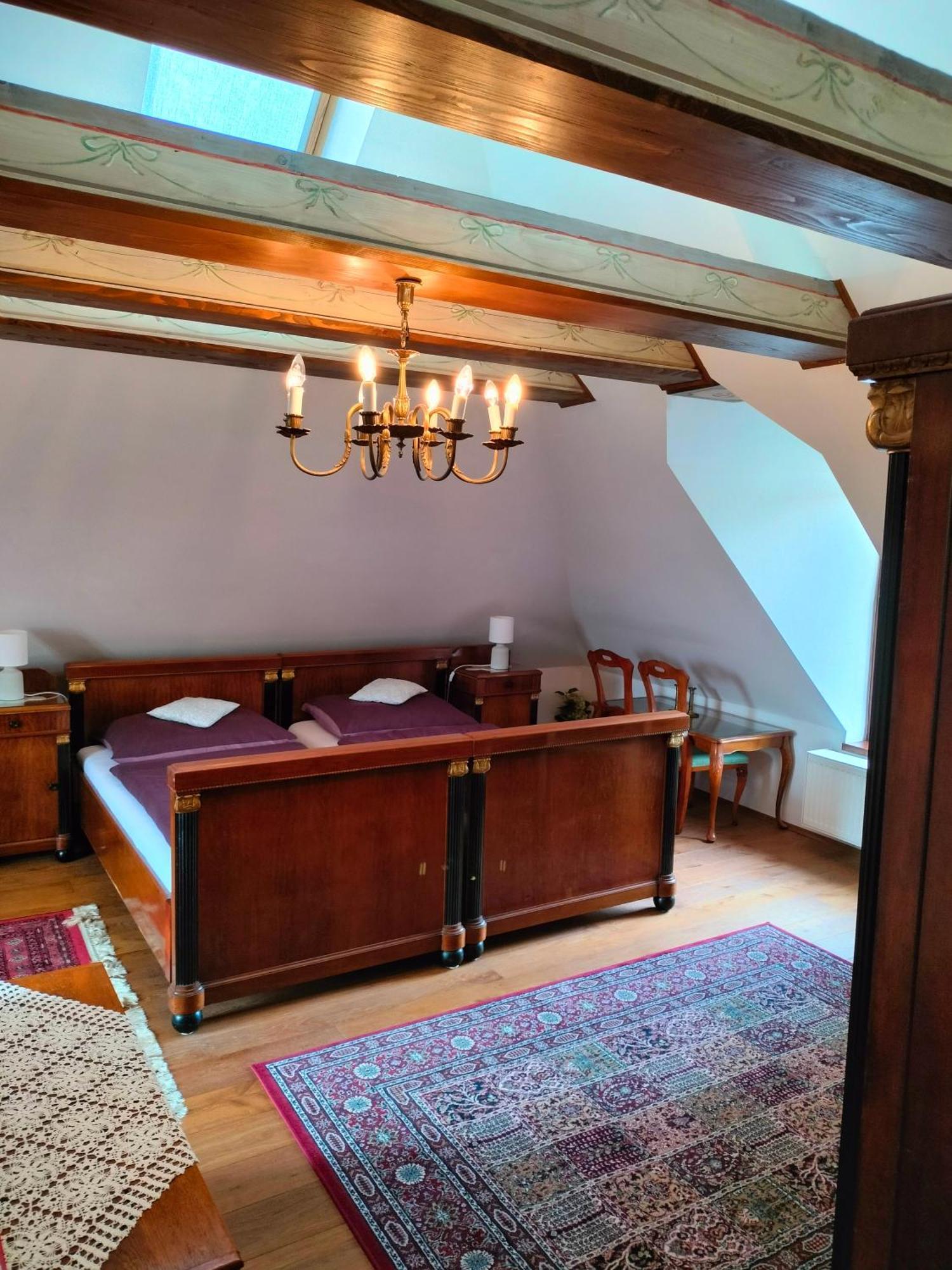 Castle Kastiel Kotesova Apartment Ngoại thất bức ảnh