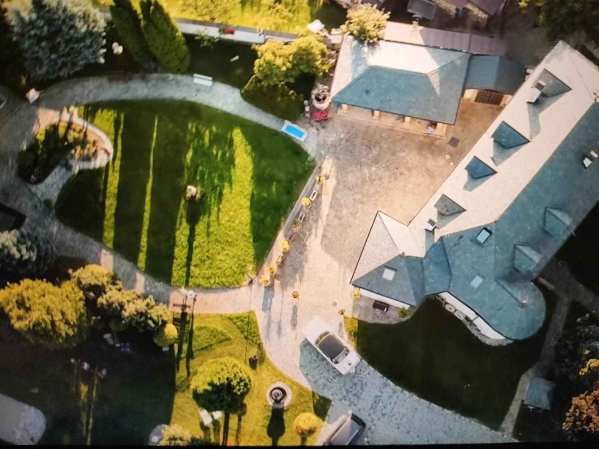 Castle Kastiel Kotesova Apartment Ngoại thất bức ảnh